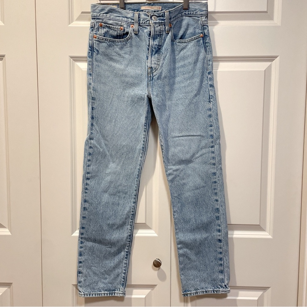 Levi’s Premium Wedgie Straight Jean
